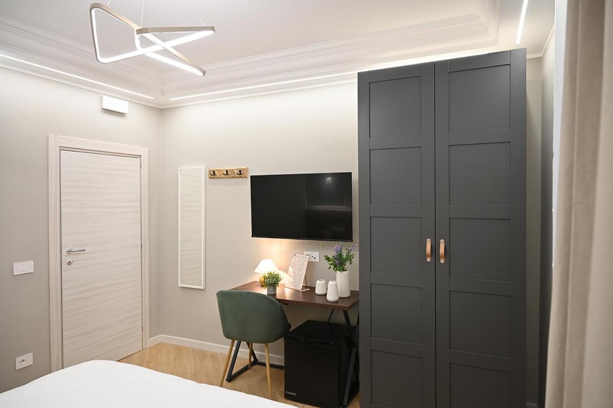Mom Apartment Rooms&Suites Tivoli Buitenkant foto